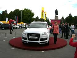 Audi Q7 - главный автомобиль на выставке